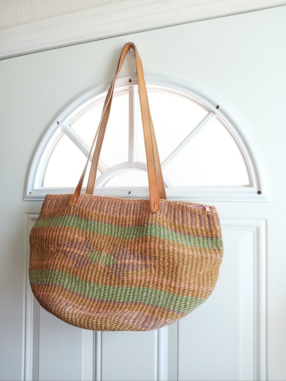 Vintage Handwoven Sisal Market Tote Bag with Leather Straps & Zipper